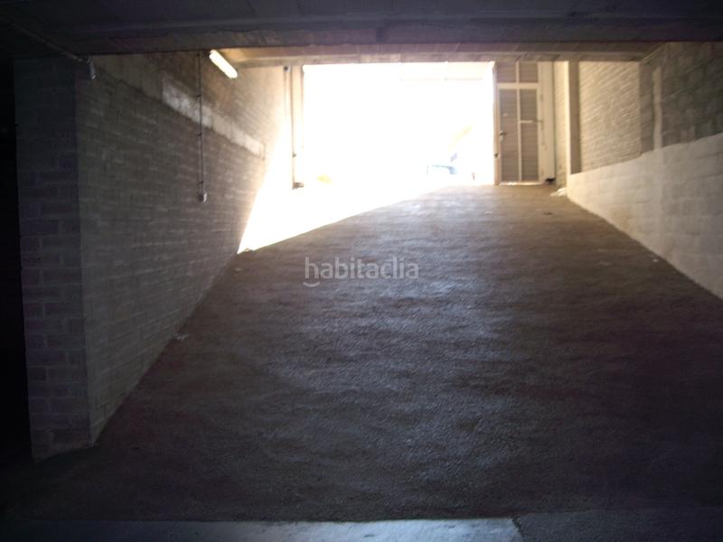 Foto a66e49ef-704d-44da-b8cf-7c936ecf9ff9. Aparcament cotxe a carrer de la mercè rodoreda 11 a Riudoms