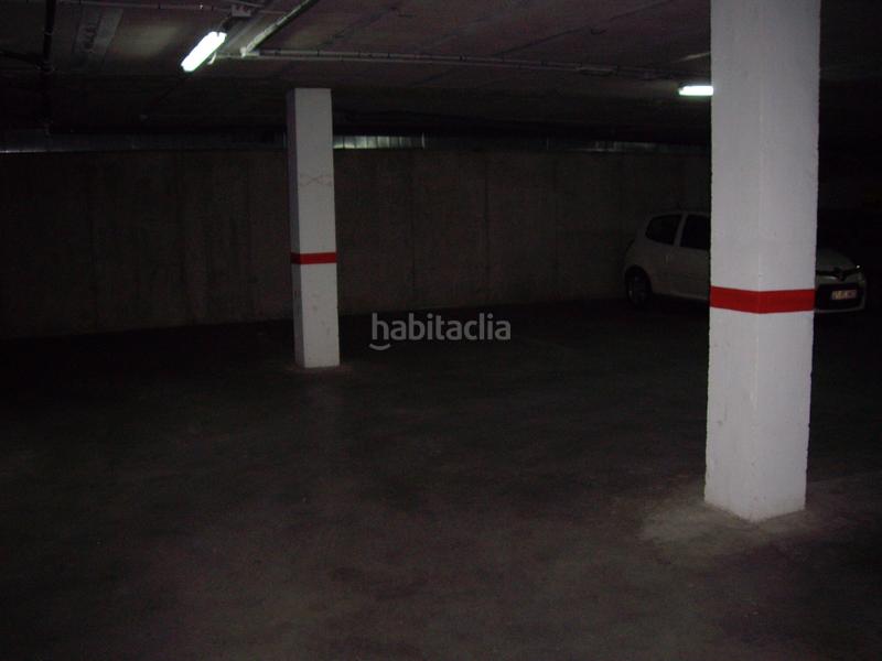 Foto b4d1dcd8-4eb1-44d4-8a33-fc99df8d960d. Aparcament cotxe a carrer de la mercè rodoreda 11 a Riudoms