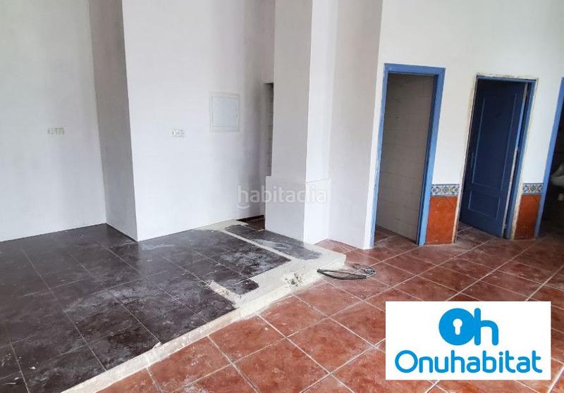 Foto d5f0a9a1-1066-4503-95eb-276ee2e4348a. Piso local comercial en El Conquero Huelva