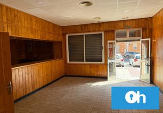Local Comercial  Calle del licenciado. Local comercial a la venta en los rosales, huelva