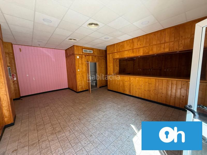 Foto b4560ffd-36f5-490a-a99c-62d5b4f54390. Business premise in Nuevo Parque - Los Rosales - Tráfico Pesado Huelva