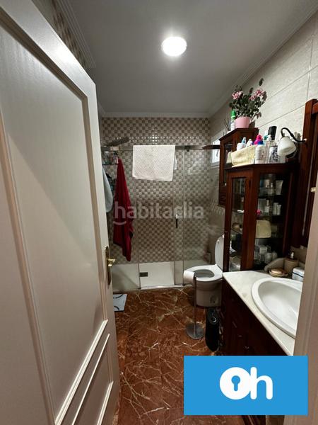 Foto d8e8707f-0309-4b8f-a6bc-52b177517276. Casa adosada chalet independiente en la dehesa, en Aljaraque