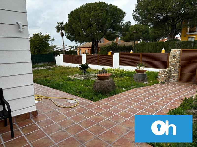 Foto f1733415-0649-4b54-a771-47f99996b810. Casa adosada chalet independiente en la dehesa, en Aljaraque