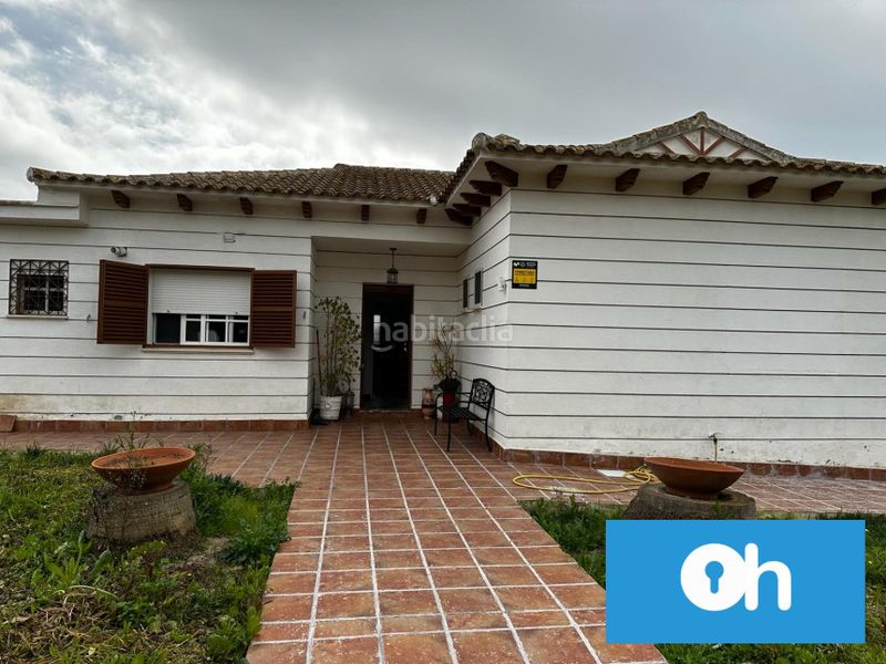 Foto 8ff13f66-d9b8-4d99-9ce1-84191b81c655. Casa adossada a calle ciprés 8 a Dehesa - Monacilla Aljaraque