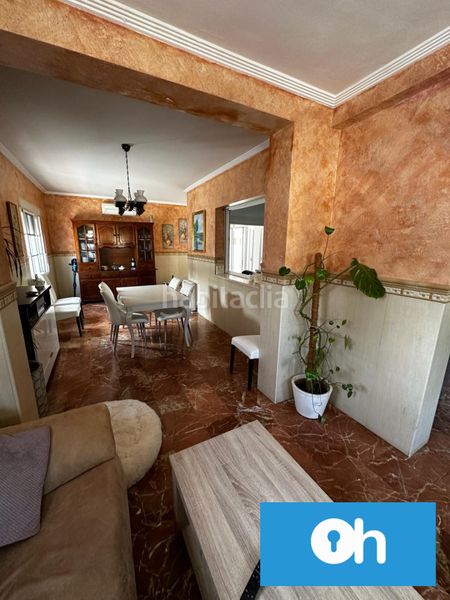 Foto e2decbdf-061d-41f4-85b0-f08d1a650e67. Casa adossada a calle ciprés 8 a Dehesa - Monacilla Aljaraque