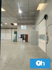 Rent Industrial building in Nuevo Parque - Los Rosales - Tráfico Pesado. Se alquila nave industrial polígono tartessos