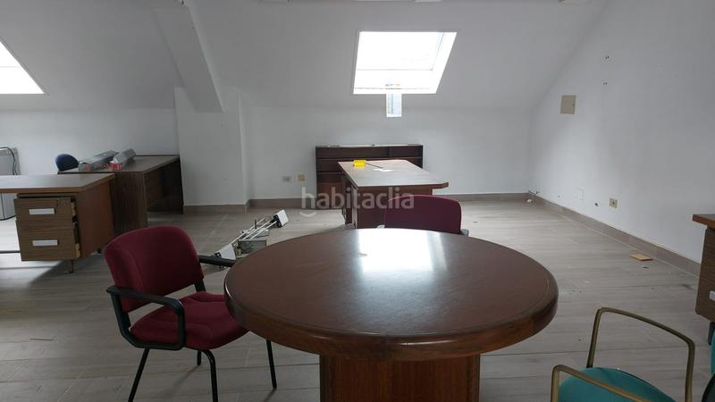 Foto db1b6838-7f0a-4142-979d-6207cb0557d3. Location bureau avec parking dans Lavadores Vigo