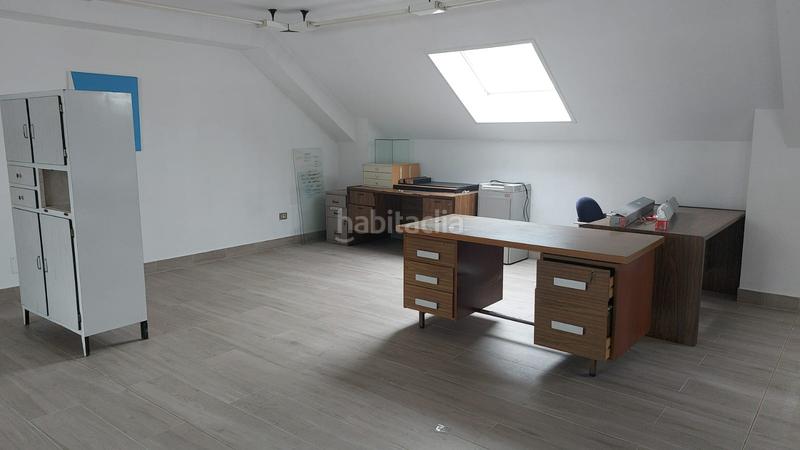 Foto 33e44393-3452-4cb3-b7bb-7bcf199b1635. Rent office space with parking in Lavadores Vigo