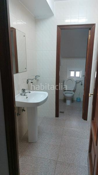 Foto 85e2d710-2e2a-488d-a6a8-1116df6fba0e. Rent office space with parking in Lavadores Vigo