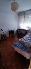 Rent Flat  Rúa do conde de torrecedeira. Piso estudiantes curso 2024 - 2025