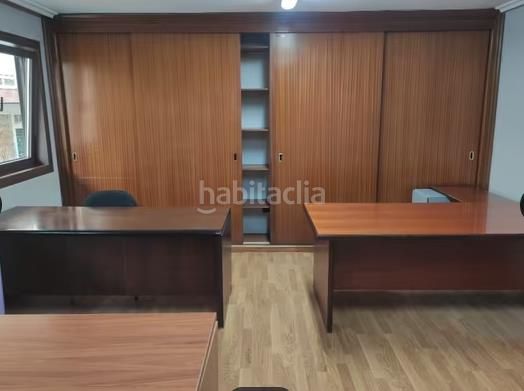 Foto f71e9bf4-a94b-4e6b-b279-b6b568dcdce5. Nau industrial a Mos