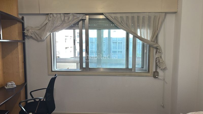 Foto 5bb4e4d2-b6a5-4727-8f17-cab844ae11c5. Location appartement dans rúa vázquez varela 17 dans Vigo