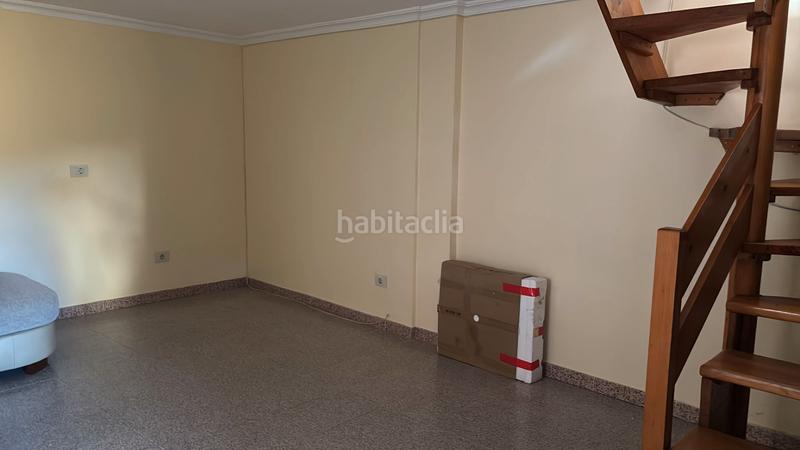 Foto 9724fd04-7ba1-449d-ad92-5f91fddb69d9. Casa a rúa milladas 42 a Lavadores Vigo