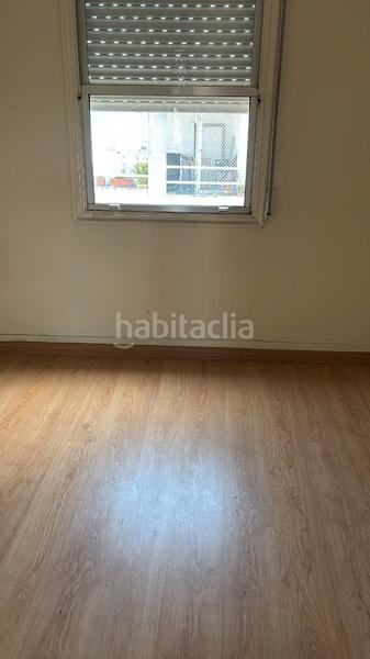 Foto c83b27ab-b94d-4c12-bf6c-88e268fdbe9a. Casa en rúa milladas 42 casa en rua milladas dividida en dos casas. en Vigo
