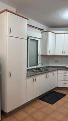 Rent Flat in Rúa de pizarro 58. Ultima habitacion suelta estudiante universidad centro