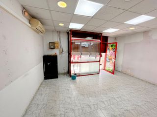 Local Comercial  Carrer del coronel sanfeliu. Local comercial en venta junto a la avenida virgen de montserrat