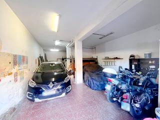 Local commercial  Carrer de dolores ibarruri. Local comercial a pie de calle