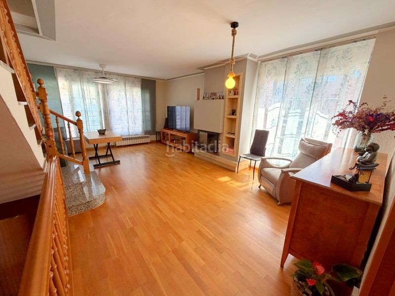 Foto 63d8c0c0-831e-4aef-8b02-4c2335c0e940. Casa in Sagnier-Plaça de Catalunya Prat de Llobregat (El)