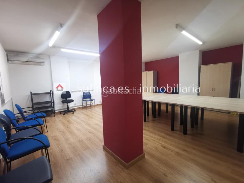 Foto 17435f80-5834-47f0-bbef-2575c75bed4a. Bureau dans Santa Rosa Alcoi