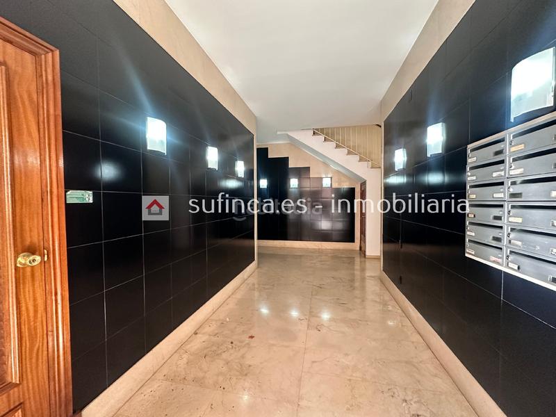 Foto f1e70f19-b256-403f-97ae-ed1c40f0209b. Ufficio in Eixample Alcoi