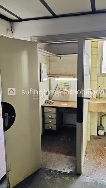 Foto baa100e6-5cd7-4165-9878-840a04a6fa67. Industrial building in Centre-Zona Alta Alcoi