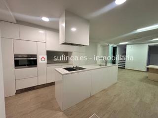 Pis a Centre-Zona Alta. Piso  alcoy centro