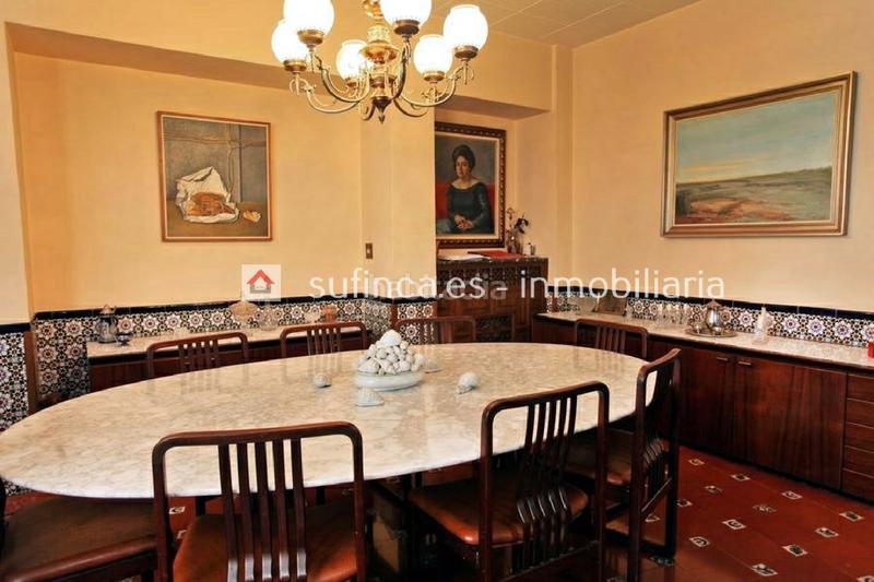 Foto 6ac87e29-a593-419c-90bd-b690802c22d0. Casa amb calefacció aparcament a Eixample Alcoi