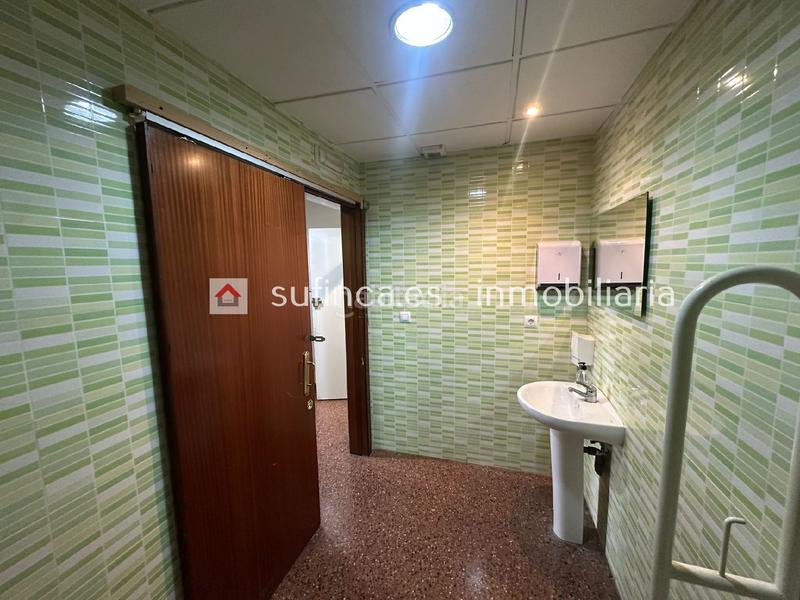 Foto 6f2f4f4a-ee2b-4d5c-b3d2-7f3089c996a9. Local commercial dans Zona Nord Alcoi