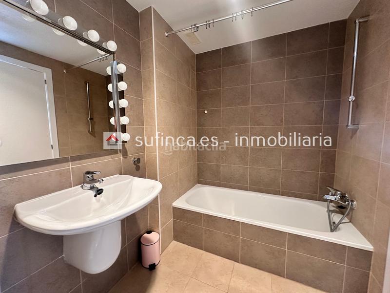 Foto 57722fa8-4d34-4d25-95dc-0585a4527ea5. Location appartement avec chauffage parking piscine dans Alcoi