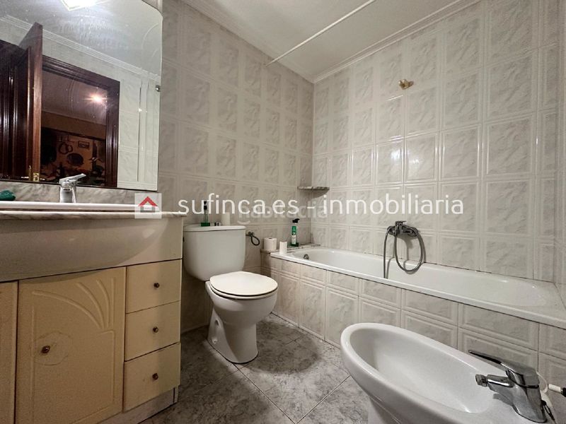 Foto 5fc9b3a6-a8e0-4d13-8adf-c596b653d596. Pis a Zona Nord Alcoi