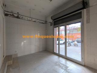 Location Local commercial  Carrer de baltasar gracián. ¡el espacio perfecto para impulsar tu actividad profesional por