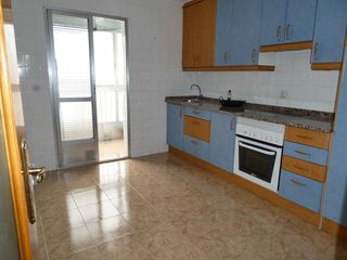 Location Appartement à Avenida del príncipe de asturias 22. Piso de 3 dormitoiros con calefaccion central en zamora