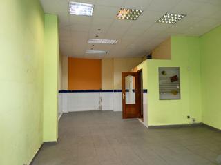 Location Local commercial à Calle traviesa 12. Local de 50 m2 centrico