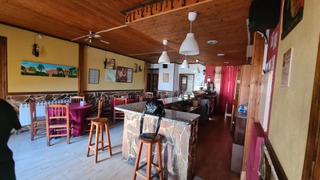 Casa a Perdigón (El). Antiguo restaurante y tienda ideal para convertir en vivienda