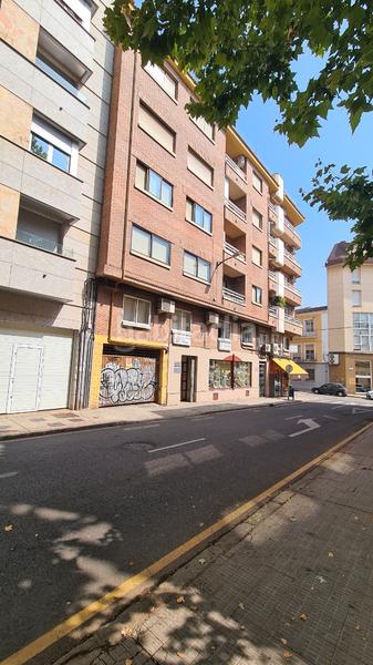 Foto 9b6eb5fe-172a-4ffa-9abe-72bc6b52e90a. Alquiler parking coche en calle toro 2 garaje en alquiler en calle toro zona la marina en Zamora