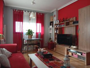 Appartement à Calle de fermoselle 122. Piso con 2 dormitorios y garaje en san frontis