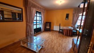 Dúplex  Calle de la virgen del yermo. Duplex con 4 dormitorios y garaje