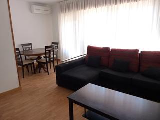 Location Appartement à Calle ursicino álvarez 8. Piso con 2 dormitorios con terraza en zona centro
