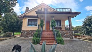 Xalet a Calle el río 49. Espectacular chalet independiente en parcela de 1.200 m² – calid