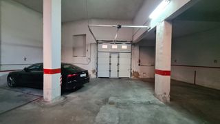 Car parking in Casco Antiguo. ¡atención inversores! local de 182 m² con 11 garajes y 11 traste