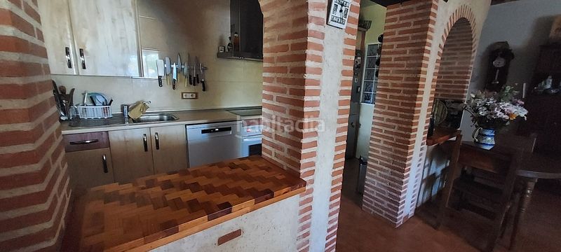 Foto f2deb3ea-f60d-47cc-8e7a-9cbc0a177160. Masia amb piscina a Área Rural Zamora