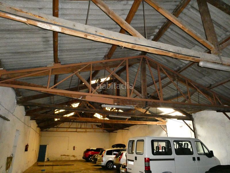 Foto 7e429206-5629-4bbb-8957-c86d5fa07379. Local comercial a Los Bloques Zamora