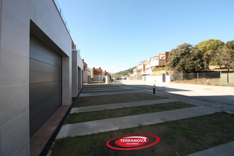 Foto d3c010a5-2f6e-4742-a1ff-84227f3df11a. Promotion PROMOCIÓN PLA DE LA VIOLONA dans Ametlla del Vallès (L´). Logements de biens neufs