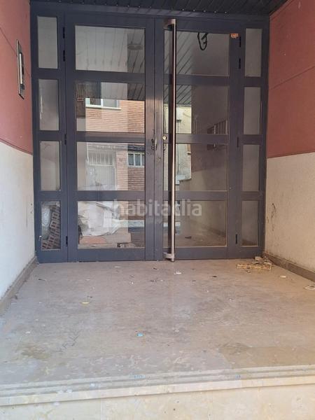 Foto 9e20157a-0a61-45b0-87a9-6312af0bf4b8. Edifici a Cadrete
