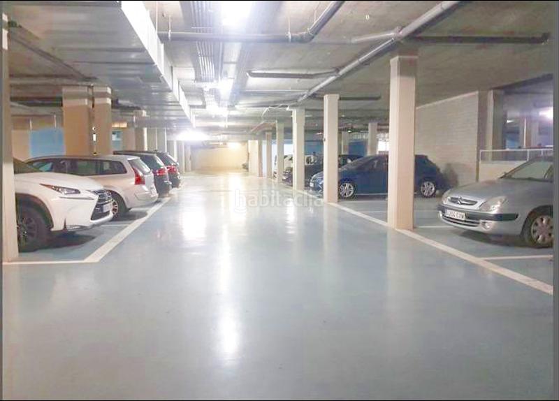 Foto f32bfe8f-a8f0-4400-8834-727755ee90ce. Location parking voiture dans Romareda Zaragoza