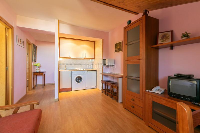 Foto 33fa9d1f-f9d2-4b0b-a710-5ab1d34bda29. Edifici a carretera pamplona 47 a Puente la Reina de Jaca