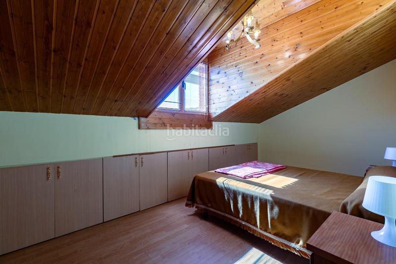 Foto 38d783dc-8d90-44c2-8955-c809c0e31bd7. Edifici a carretera pamplona 47 a Puente la Reina de Jaca