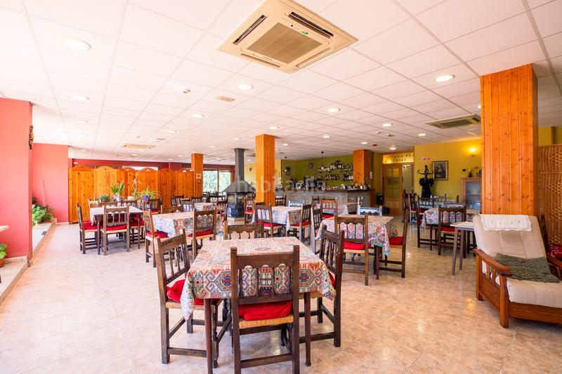 Foto 8f2b09f7-95d7-495b-a213-67749eca99a1. Edifici a carretera pamplona 47 a Puente la Reina de Jaca