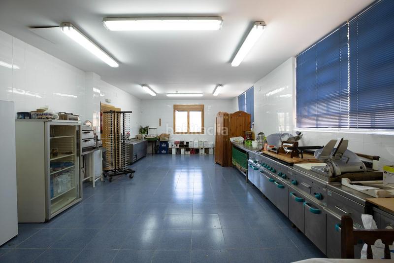 Foto a8ec7bc5-437a-41bd-bf9e-6674a32c5797. Edifici a carretera pamplona 47 a Puente la Reina de Jaca