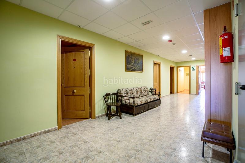 Foto e59f6151-63f0-4c62-bc03-ce35584079e9. Edifici a carretera pamplona 47 a Puente la Reina de Jaca